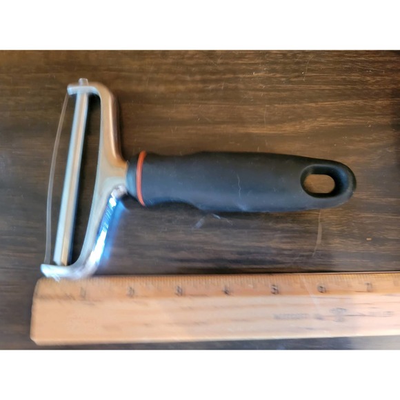 Norpor EZ Grip Stainless Steel Cheese Slicer - Black Handle - Picture 4 of 4